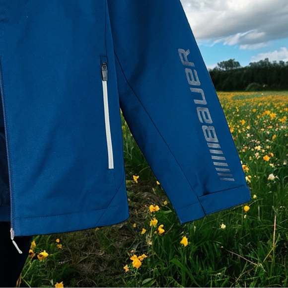 Bauer Youth West Madison Polar Caps Hockey Team Jacket Youth size medium - Picture 2 of 12